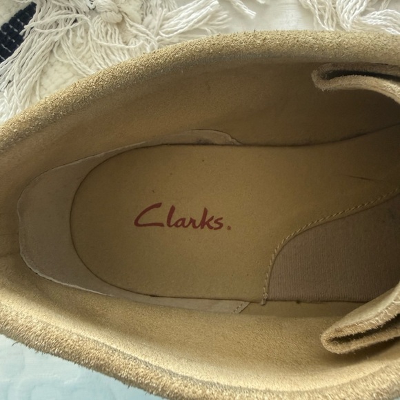 Clarks Men\'s Tan Suede Chukka Wallabee Boots main image 8